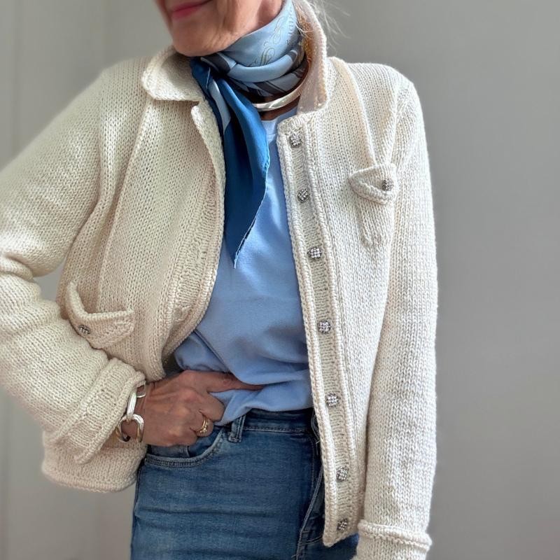 Вязаный спицами жакет в стиле джинсовой куртки White Jeans Вязаный спицами жакет в стиле джинсовой куртки