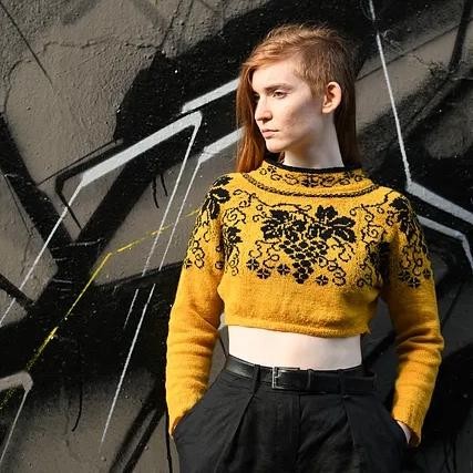 Вязаный жаккардовый пуловер с виноградной лозой Grapevine Yoked Sweater Вязаный пуловер с виноградной лозой