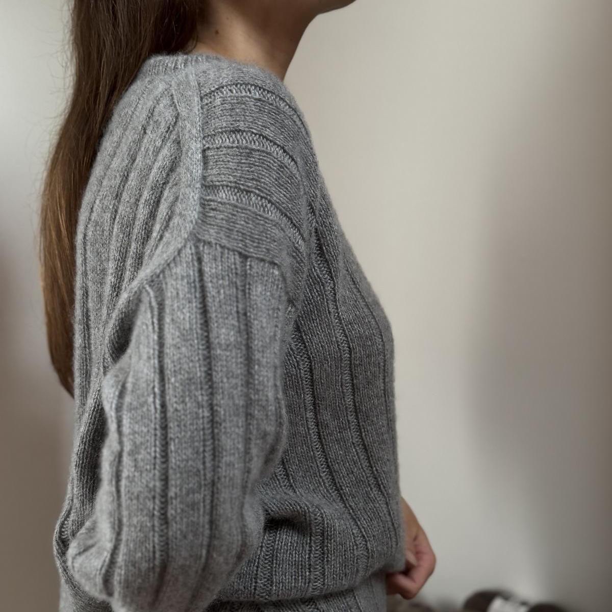 Кашемировый свитер-оверсайз с японским плечом Boston, вязаный спицами сверху Свитер с японским плечом