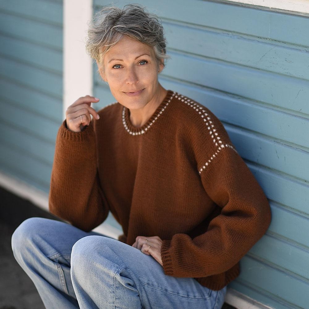 Свитер оверсайз с контрастными полосами MONO, вязаный спицами сверху Стильный свитер спицами