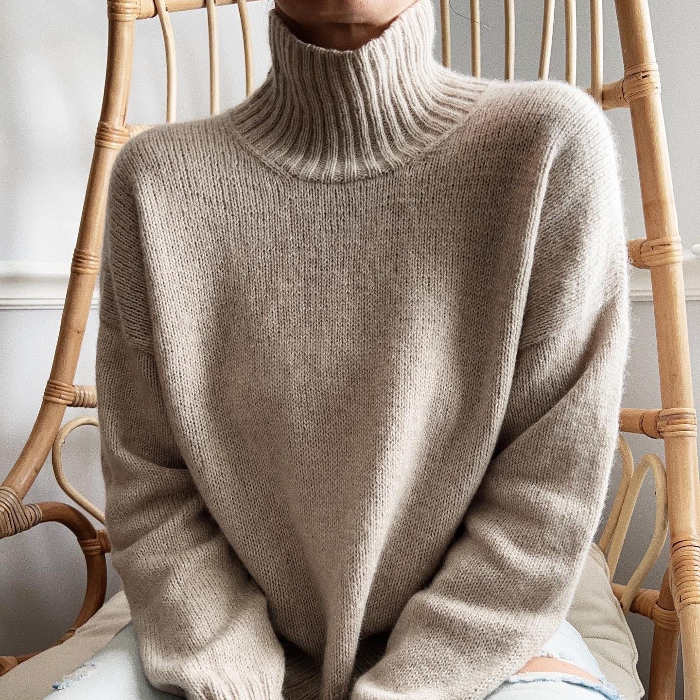 Вязаный спицами сверху простой свитер с высоким воротником Salty Простой свитер спицами