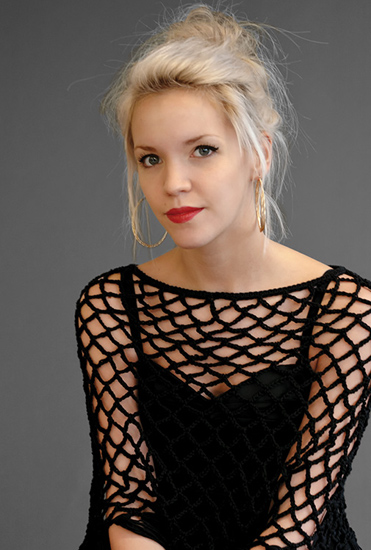 Черное пончо сетка крючком с бесплатным описанием