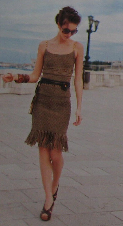 Комплект из юбки и майки вязаный спицами с описанием