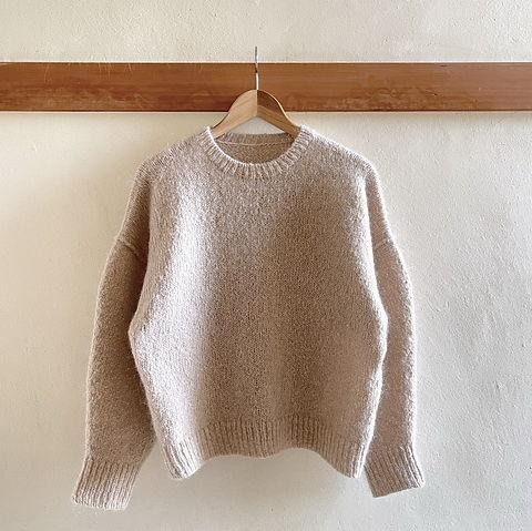 Свободный свитер с пышным рукавом Foggy Свитер спицами