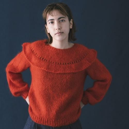 Пуловер с рюшей на круглой кокетке спицами Cassini Пуловер спицами с круглой кокеткой