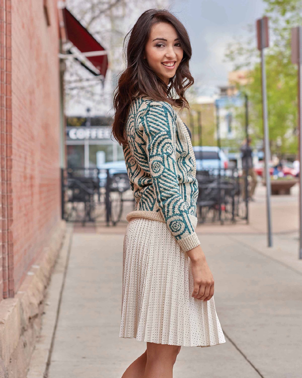 Кардиган жаккардовым узором описание