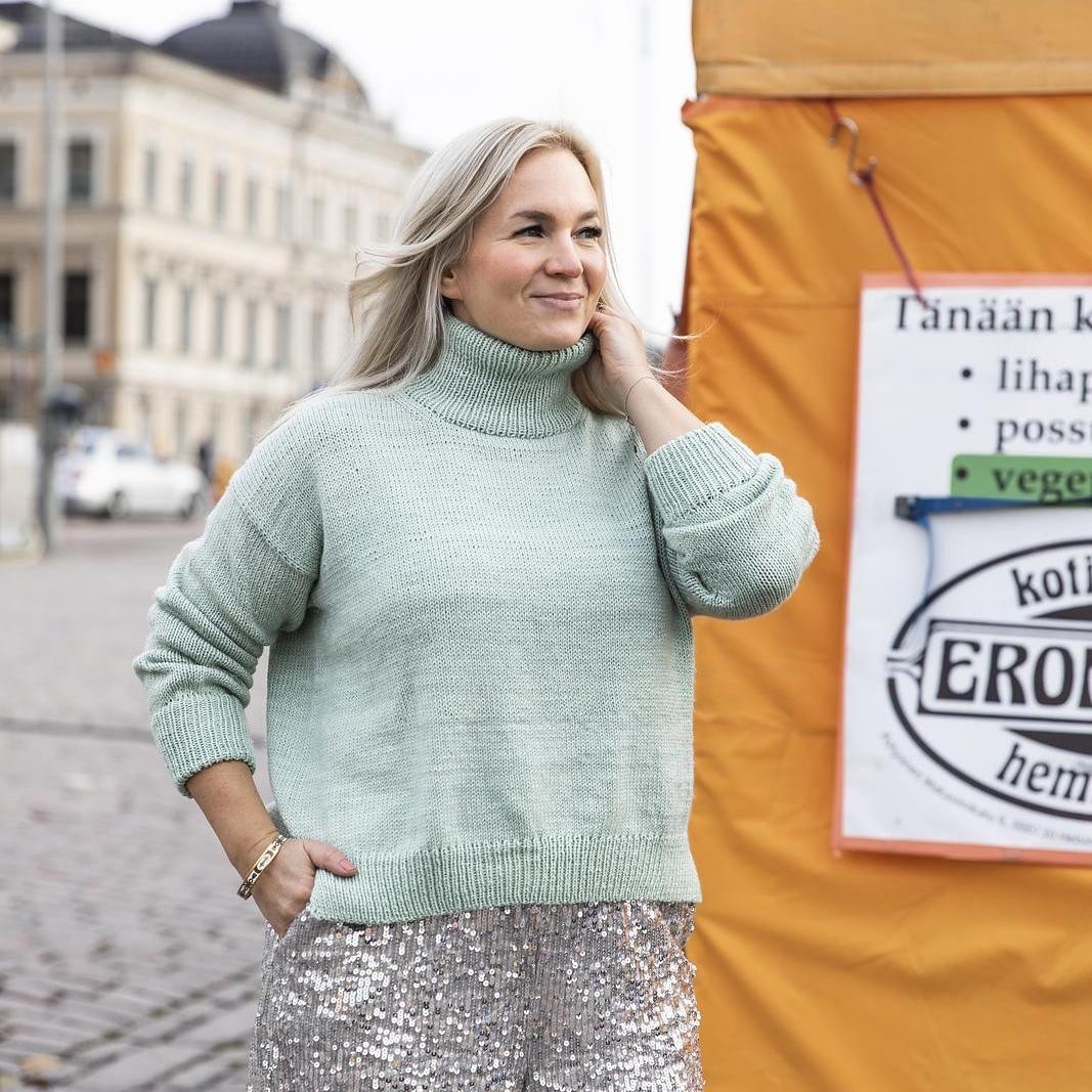 Свитер спицами с высоким воротником и боковыми разрезами Luka Базовый пуловер спицами свободного кроя