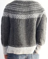 Пуловер achikochi. Вид сзади