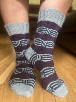 Вязаные носки спицами