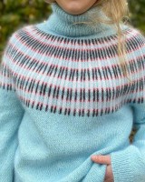 Вязаный пуловер с жаккардовой кокеткой