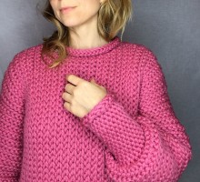 Вязаный пуловер крючком