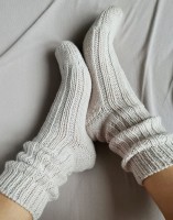 Базовые носки спицами