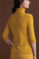 Пуловер от Норы Гоан, связанный спицами