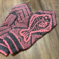 Жаккардовые рукавички спицами