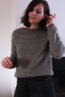 Пуловер с круглой кокеткой описание