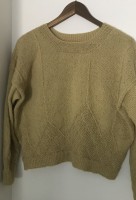 Пуловер с панелями текстурного узора