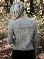 Модный пуловер спицами 2018