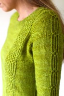 Вязание для девушек пуловера спицами, новая модель 2016