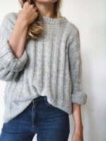 Модный свитер спицами