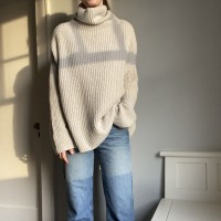 Модный свитер оверсайз