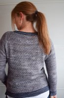 Пуловер вязаный без швов сверху вниз