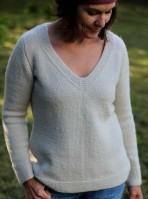 Классический пуловер от дизайнера Libby Jonson