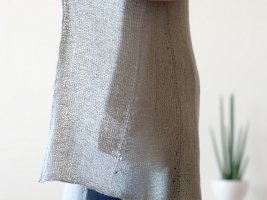 Тонкое вязаное полотно спицами