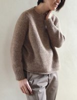 Стильный пуловер из толстой пряжи