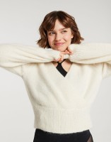 Пуловер с запашными полочками