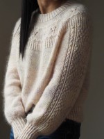 Пуловер оверсайз без швов