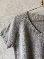 Пуловер с V-горловиной без швов с описанием