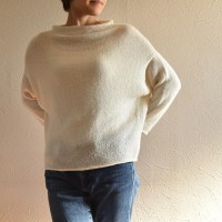 Стильный пуловер спицами