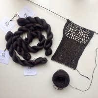 Вязание серого топа спицами