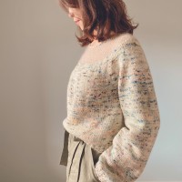Стильный женский пуловер из мохера и мериносовой шерсти