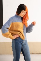 Пуловер методом интарсии с переходами цвета 