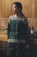 Пуловер спицами отдельными деталями