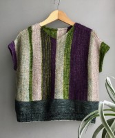 Женский укороченный пуловер из твида
